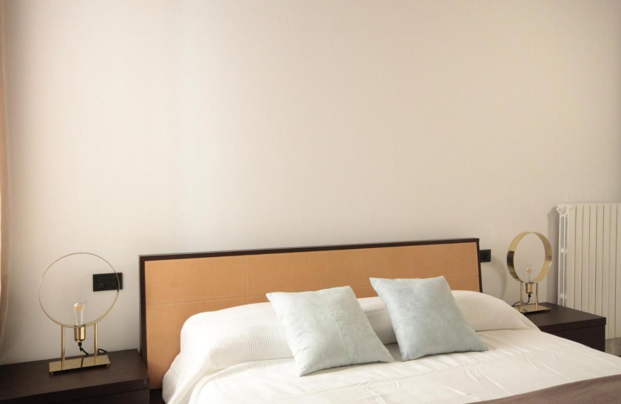 INTERNO 4 - central cozy new flat Desenzano del Garda Zewnętrze zdjęcie